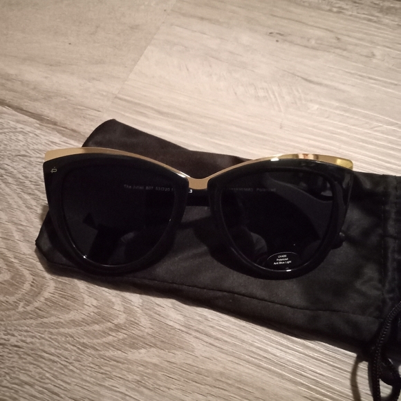 The Juliet black sunglasses by Jamie Foxx new collection - Picture 6 of 6